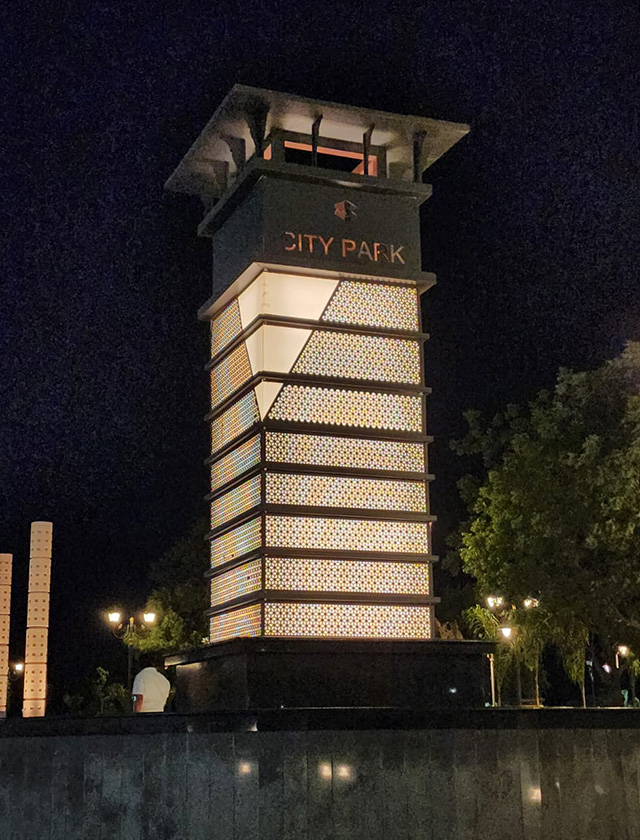 Lighting work of jogging track at city park